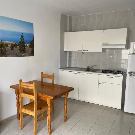 Tanajara Apartment